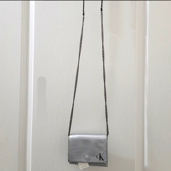 Calvin Klein Wallet with Chain - Picture 3 of 3